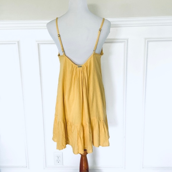 Billabong Babydoll Dress Cover-Up Yellow Size Medium NWT - Picture 10 of 15